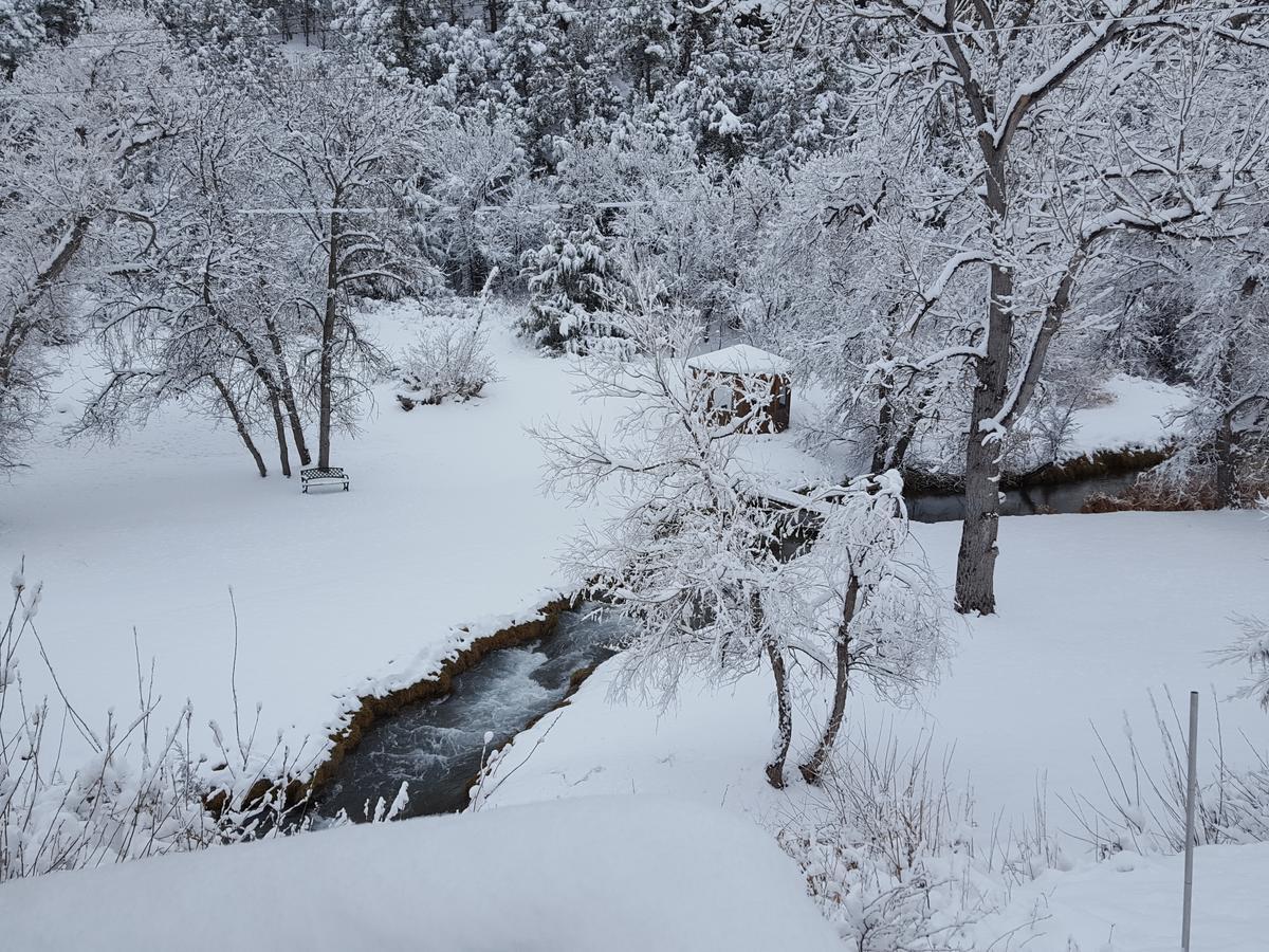 River Falls Lodging -Black Hills, South Dakota Hot Springs Esterno foto